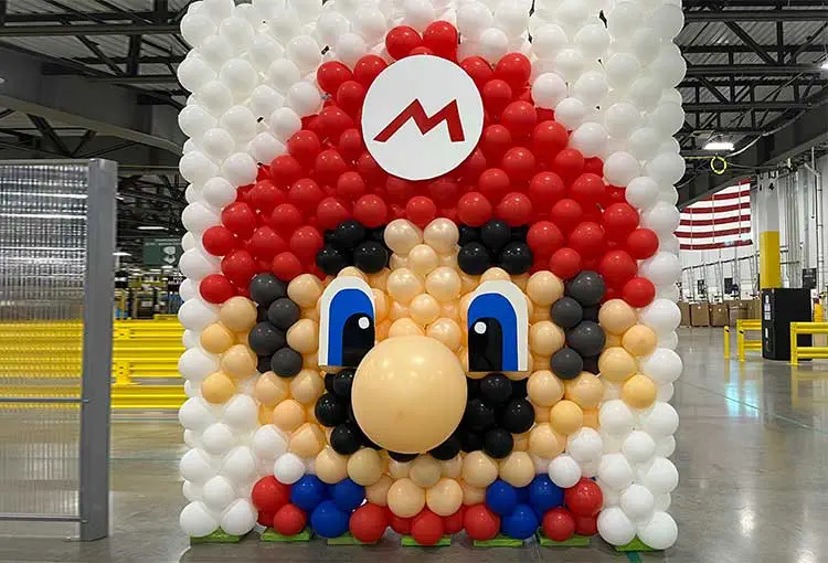 balloon sculpture mario - fort worth